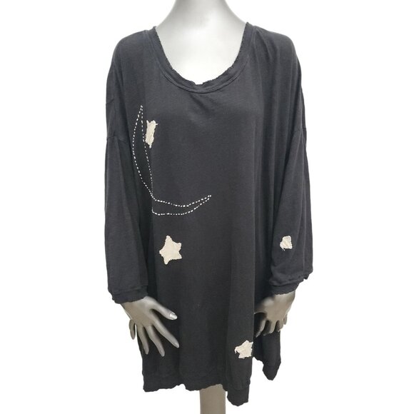 Magnolia Pearl Oversized Shirt Top Black Tunic Moon Stars Applique OS - Picture 1 of 9